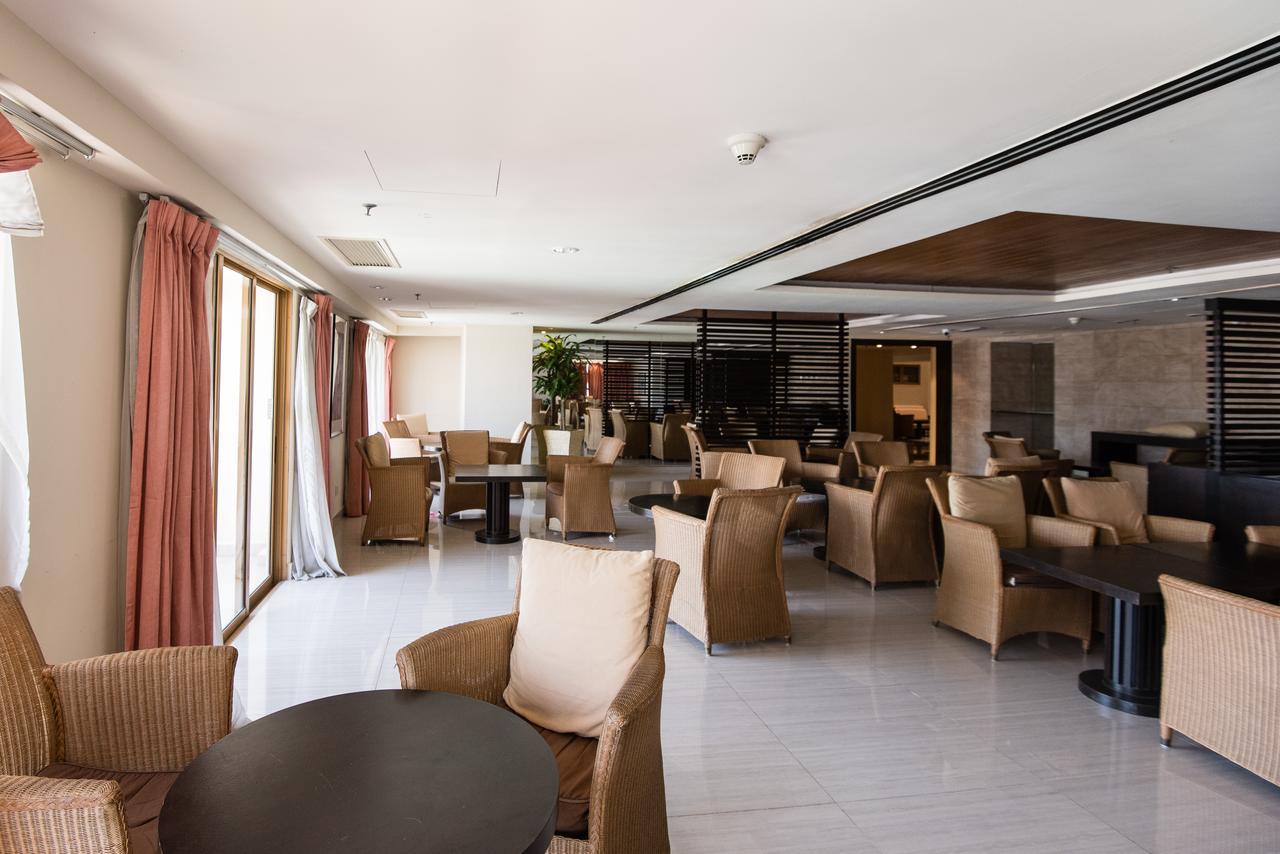 W Studio Resort Suites Petaling Jaya Exteriör bild