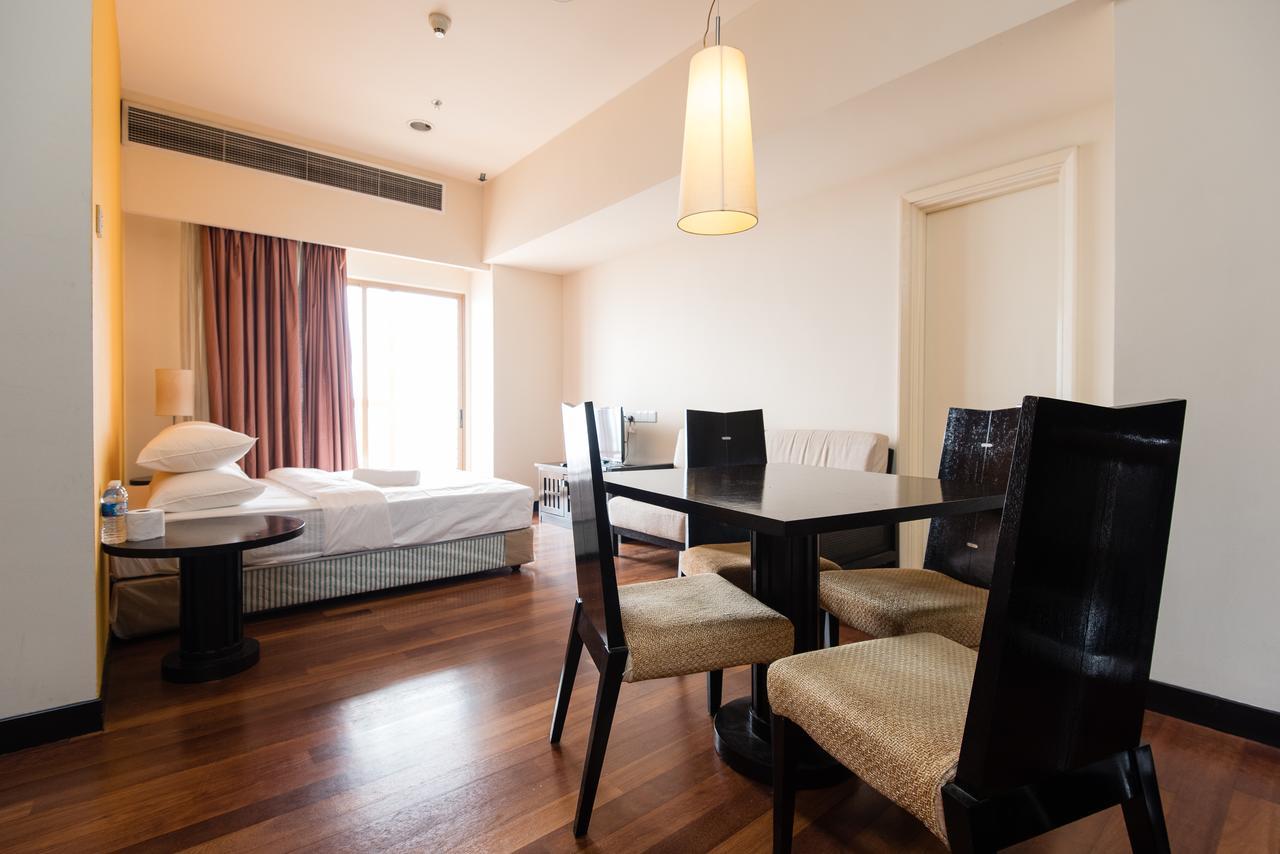 W Studio Resort Suites Petaling Jaya Exteriör bild