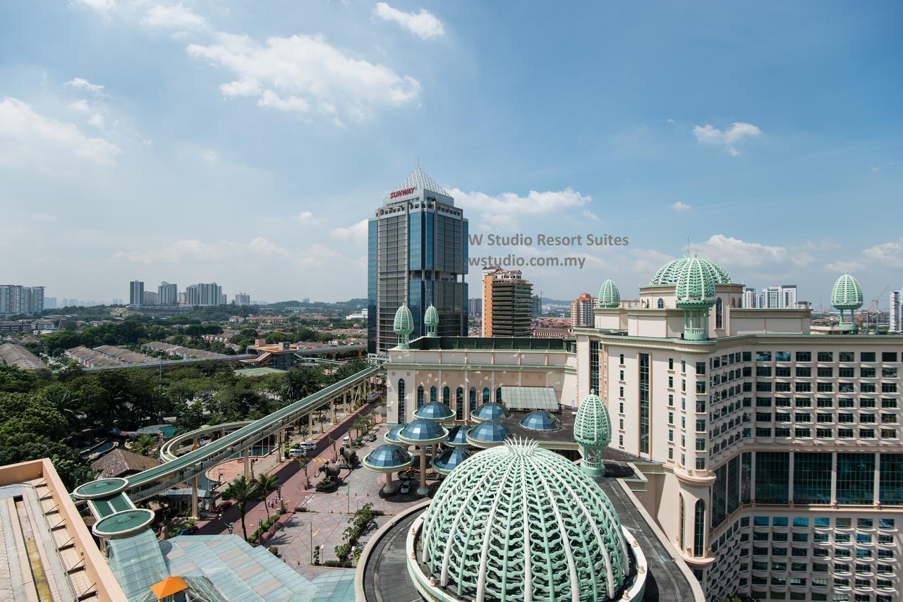 W Studio Resort Suites Petaling Jaya Exteriör bild