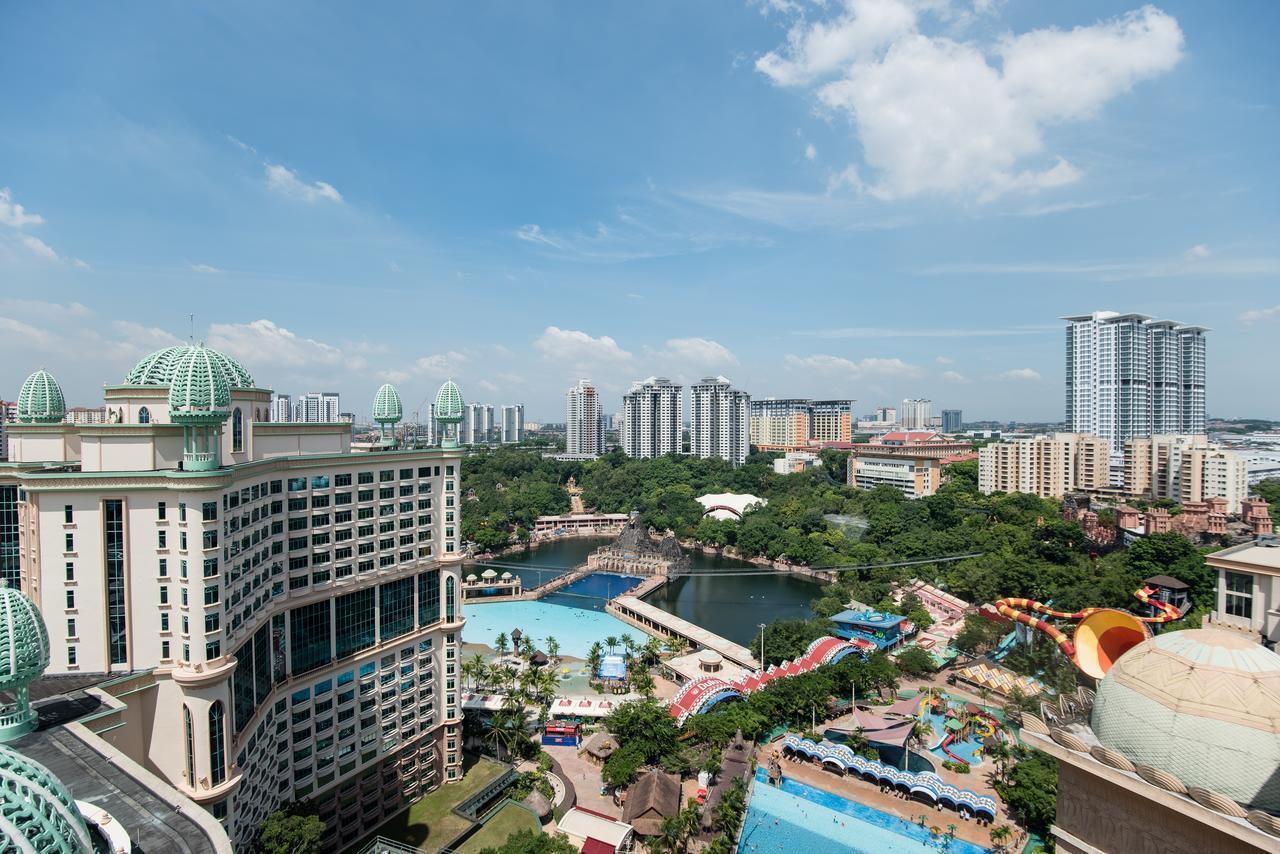 W Studio Resort Suites Petaling Jaya Exteriör bild